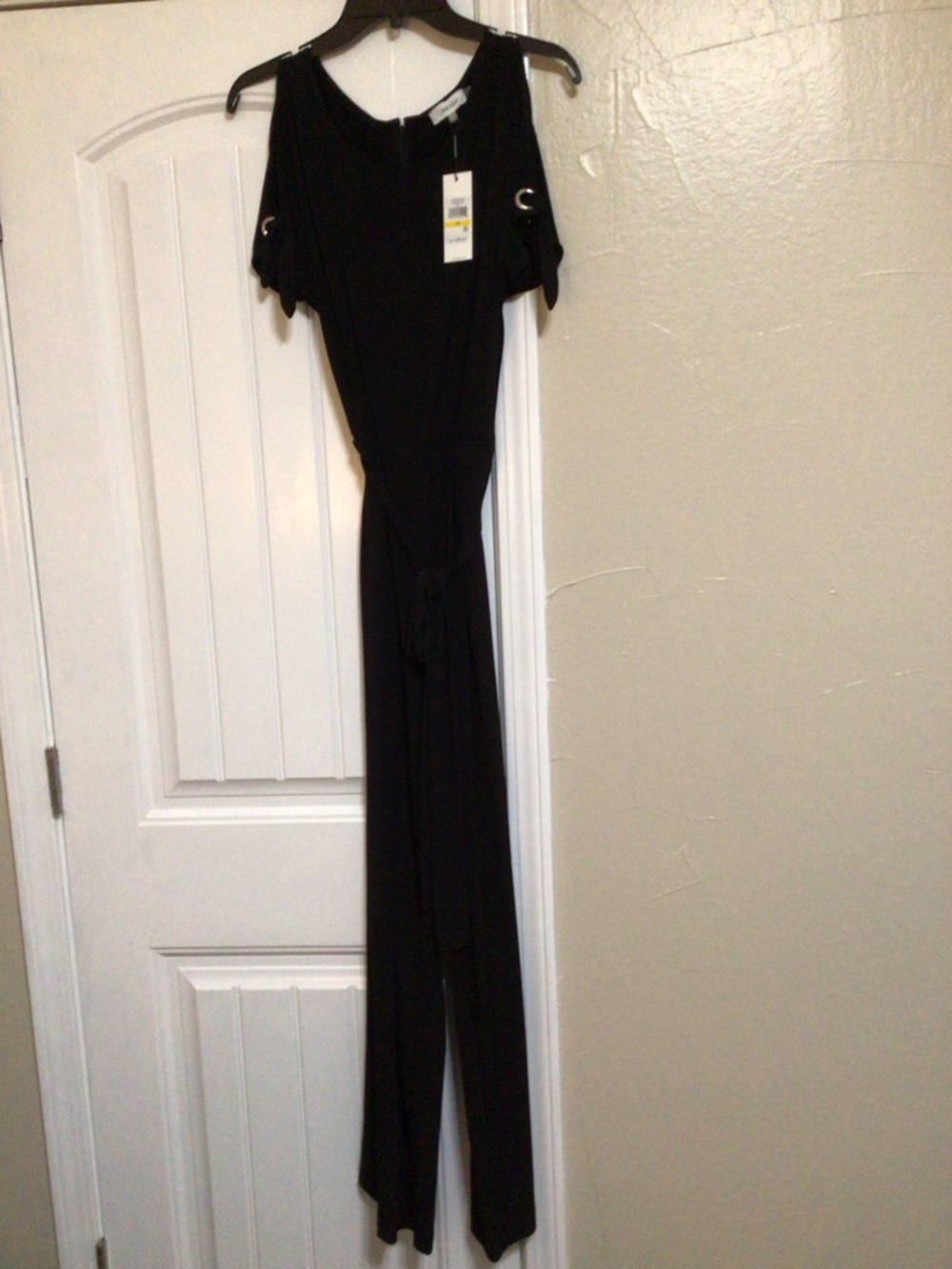 CALVIN KLEIN~Romper~ Black~Grommet Tie Sleeves~ Size~Medium
